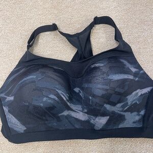 Victoria’s Secret Sport Bra On Point Incredible 38D Black Gray Camo Print High I